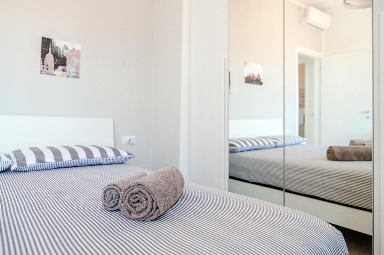 Bright Home - The House Of Travelers Como Buitenkant foto