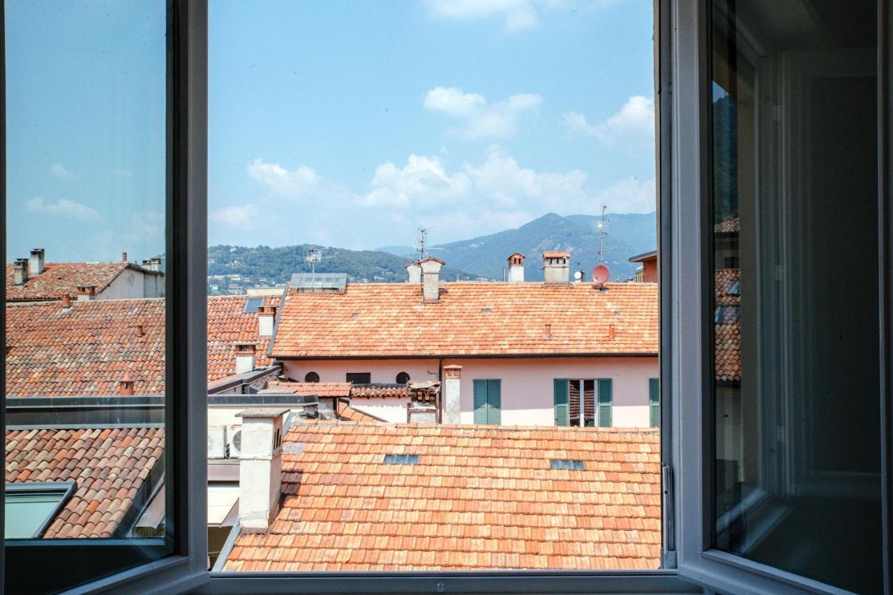 Bright Home - The House Of Travelers Como Buitenkant foto